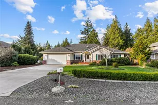 13796 Seaview Way, Anacortes, WA 98221 - Photo 2