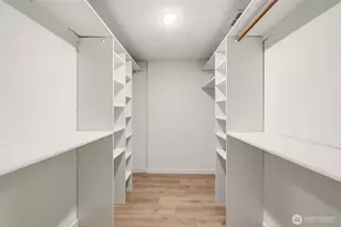 12615 SE 27th St, Bellevue, WA 98005 - Photo 22