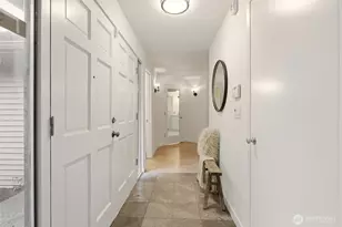 12615 SE 27th St, Bellevue, WA 98005 - Photo 8