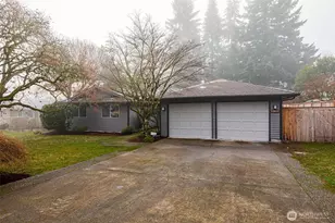 12615 SE 27th St, Bellevue, WA 98005 - Photo 2