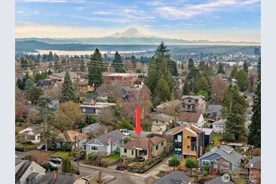 533 NE 89th Street, Seattle, WA 98115 - Photo 2