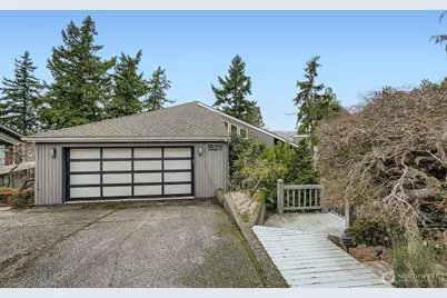 15211 61st Place NE, Kenmore, WA 98028 - Photo 2