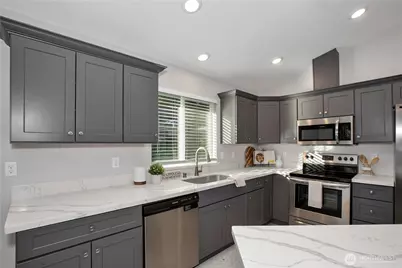 17643 Loop Lane SE, Yelm, WA 98597 - Photo 12