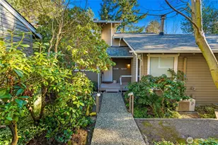 1218 101st Pl NE, Bellevue, WA 98004 - Photo 1