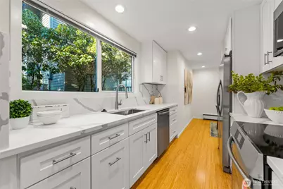 1218 101st Place NE, Bellevue, WA 98004 - Photo 6