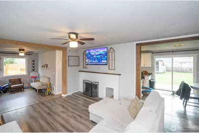 17016 6th Avenue Ct E, Spanaway, WA 98387 - Photo 10