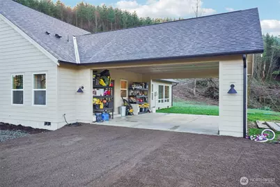 1016 Lincoln Lane, Kelso, WA 98626 - Photo 4