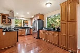 22629 57th Ave SE, Bothell, WA 98021 - Photo 10