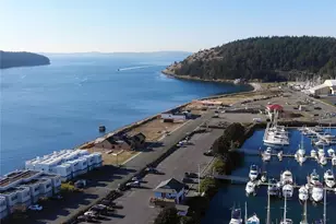 2215 Skyline Way, Anacortes, WA 88221 - Photo 4