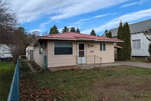 119 E Richmond Ave, Dayton, WA 99328 - Photo 2