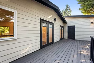 8801 NE 140th Pl, Kirkland, WA 98034 - Photo 28