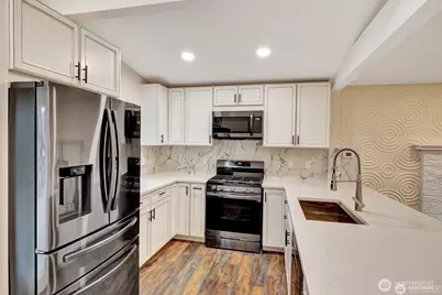 8801 NE 140th Place, Kirkland, WA 98034 - Photo 8