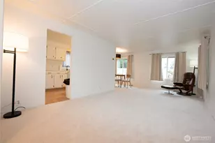 5220 176th Street SW, Lynnwood, WA 98037 - Photo 6