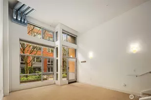 530 Broadway E, Seattle, WA 98102 - Photo 8