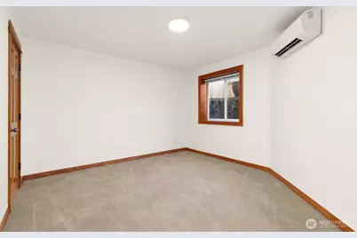 6534 34th Avenue NE #A, Seattle, WA 98115 - Photo 24