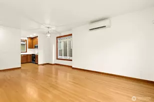 6534 34th Ave NE, Seattle, WA 98115 - Photo 10