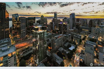 800 Columbia Street #2201, Seattle, WA 98104 - Photo 40