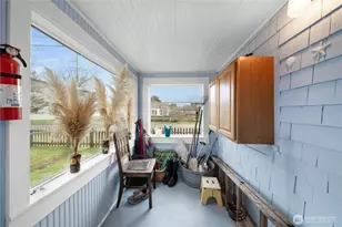 212 2nd St NE, Long Beach, WA 98631 - Photo 14