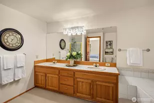 609 7th Ave N, Edmonds, WA 98020 - Photo 16