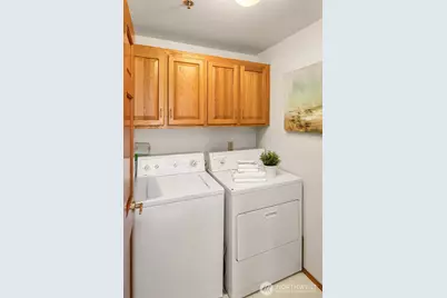 609 7th Avenue N #B204, Edmonds, WA 98020 - Photo 12