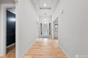 14932 210th Ave E, Bonney Lake, WA 98391 - Photo 2