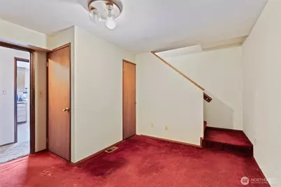 5706 S Upland Road, Seattle, WA 98118 - Photo 18