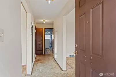 5706 S Upland Road, Seattle, WA 98118 - Photo 4