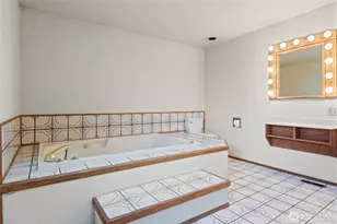 5706 S Upland Rd, Seattle, WA 98118 - Photo 28