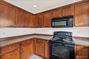 306 Poppy Rd, Bothell, WA 98012 - Photo 12