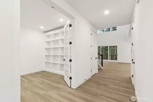 10505 134th Dr NE, Lake Stevens, WA 98258 - Photo 2