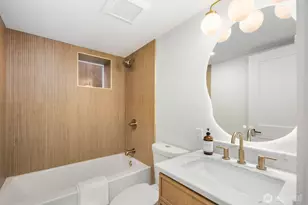 7555 32nd Ave SW, Seattle, WA 98126 - Photo 32