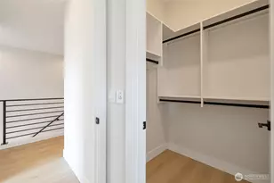 1603 SW Kenyon St, Seattle, WA 98106 - Photo 12