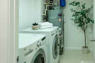 3425 21st Ave W, Seattle, WA 98199 - Photo 16