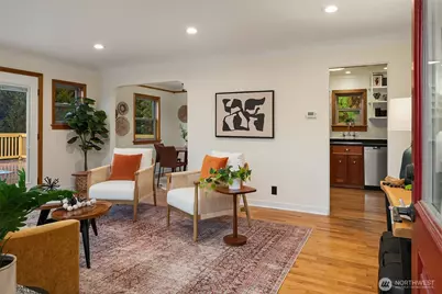 9320 26th Avenue NW, Seattle, WA 98117 - Photo 2