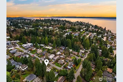 9320 26th Avenue NW, Seattle, WA 98117 - Photo 28