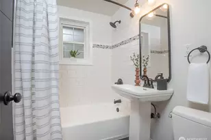 15521 Ashworth Ave N, Shoreline, WA 98133 - Photo 20