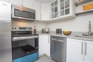 15521 Ashworth Ave N, Shoreline, WA 98133 - Photo 14