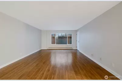 4324 Phinney Avenue N #1, Seattle, WA 98103 - Photo 12