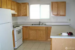 4921 50th Ave SE, Lacey, WA 98503 - Photo 6