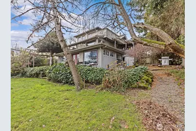 13050 33rd Avenue S, Tukwila, WA 98168 - Photo 1