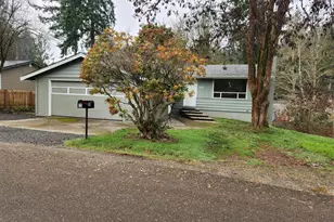 20 SE Holly Pl, Shelton, WA 98584 - Photo 2