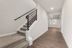 11400 SE 83rd Pl, Newcastle, WA 98056 - Photo 4