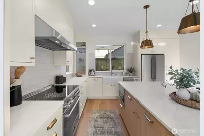 10043 8th Avenue NW, Seattle, WA 98177 - Photo 6