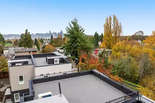 4409 21st Ave SW, Seattle, WA 98106 - Photo 2