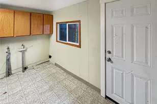 9310 NE Burton Rd, Vancouver, WA 98662 - Photo 10