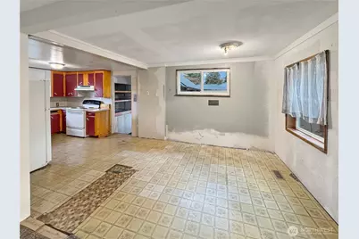 9310 NE Burton Road, Vancouver, WA 98662 - Photo 4