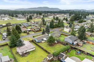 304 Olympia St E, Rainier, WA 98576 - Photo 24