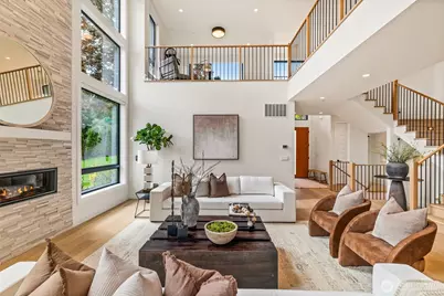 8458 NE 9th Street, Medina, WA 98039 - Photo 4