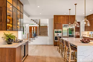 8458 NE 9th St, Medina, WA 98039 - Photo 8