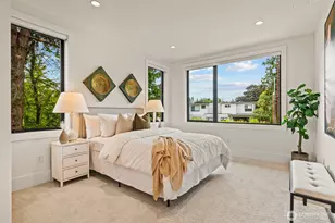 8458 NE 9th St, Medina, WA 98039 - Photo 28